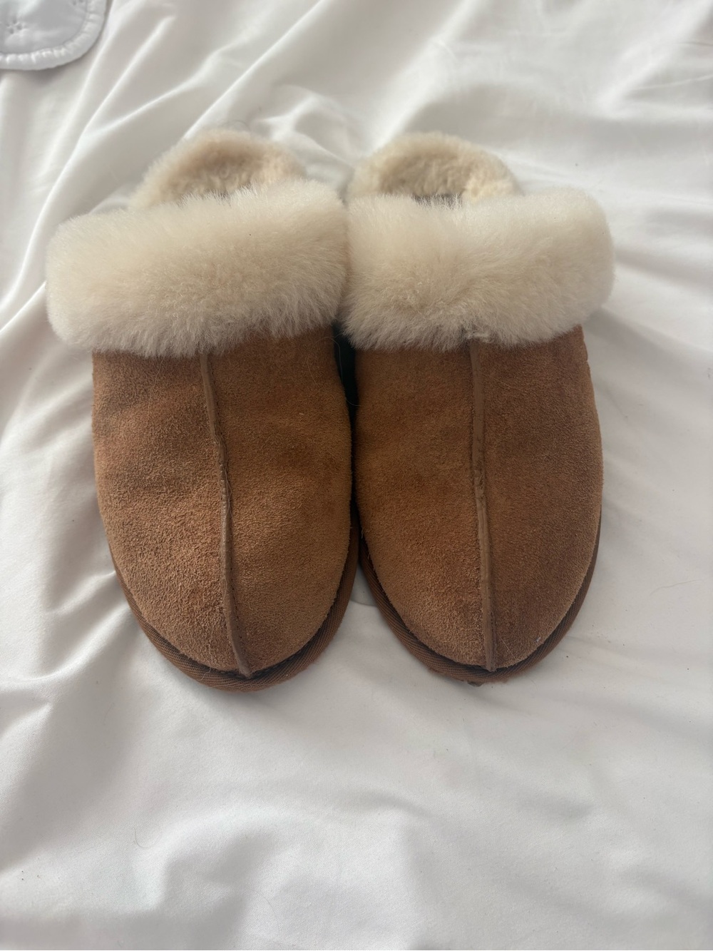 Women’s Ugg Slippers Scuffette II in Chestnut